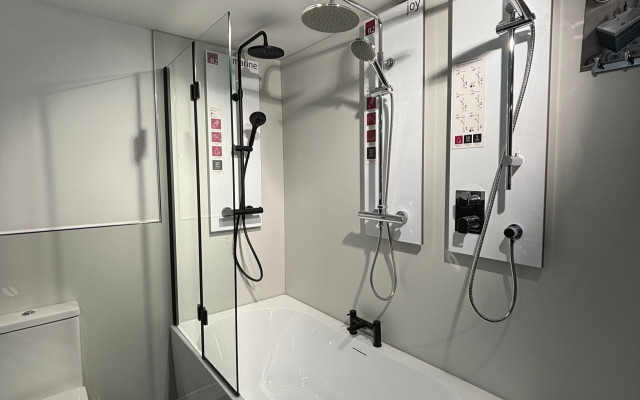 107 - Knaresborough Plumbing Supplies - Showers
