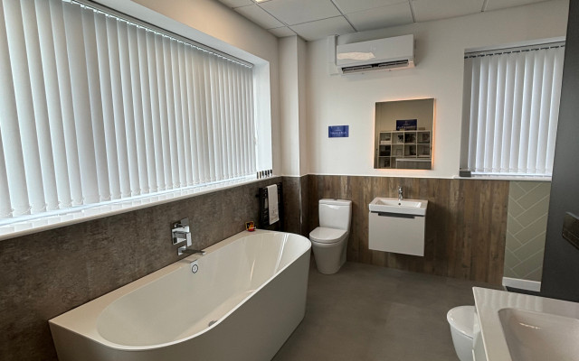 005 - Knaresborough Plumbing Supplies - V&B